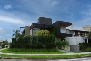 CASAS EM JURERÊ-3
