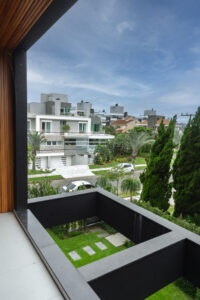CASAS EM JURERÊ-40