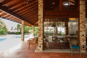 CENI RODRIGUES NEGÓCIOS IMOBILIÁRIOS - CASAS EM JURERÊ (2)