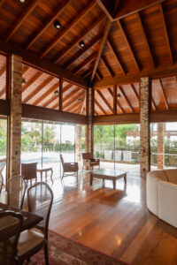 CENI RODRIGUES NEGÓCIOS IMOBILIÁRIOS - CASAS EM JURERÊ (23)
