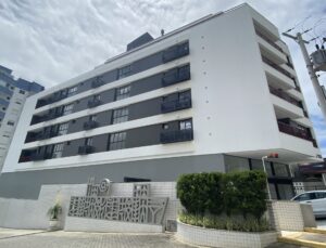 LATERAL